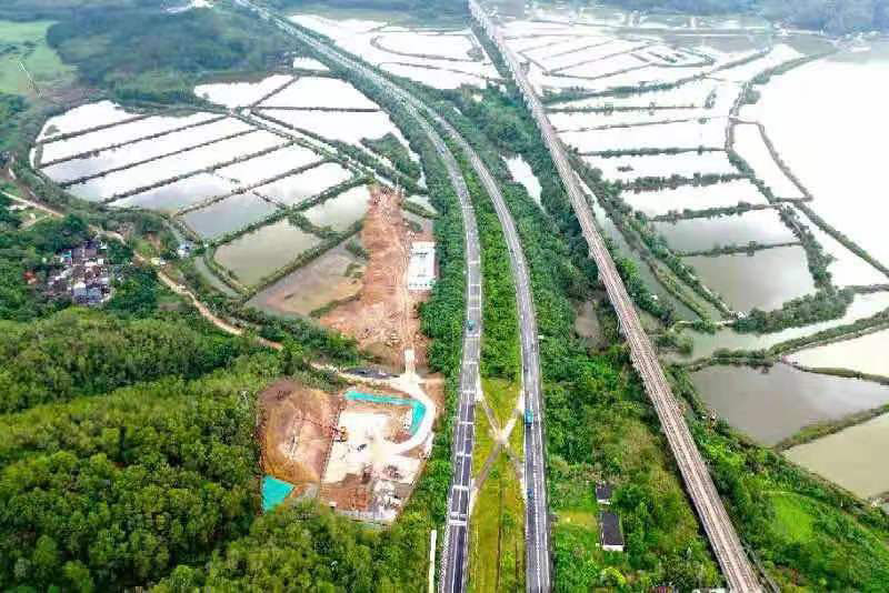 深汕西高速改扩建项目1.jpg